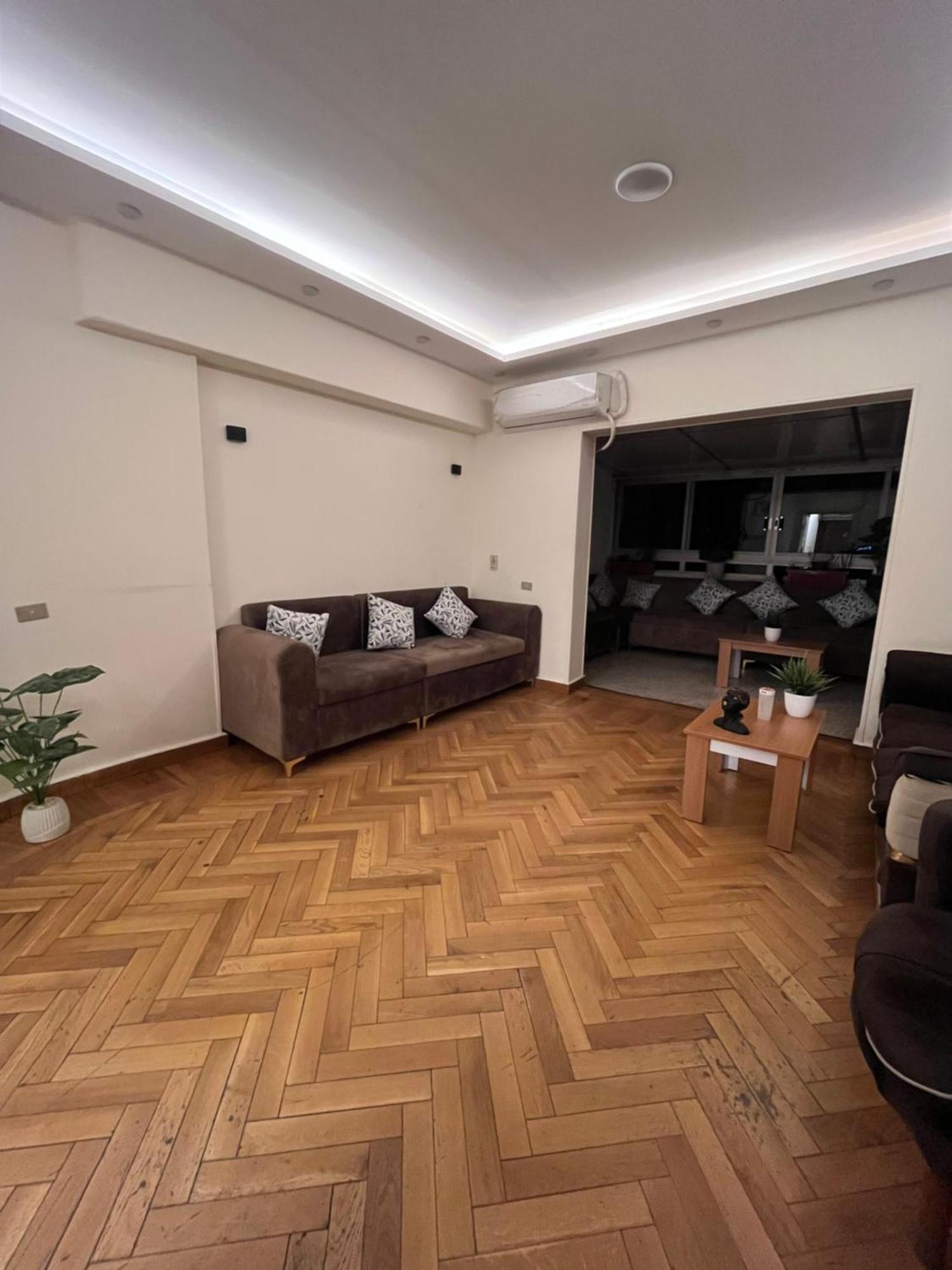 Casa *